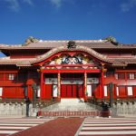 素屋根去り 風が祝うや 赤き殿・・・　　人事見直し倶楽部通信　　№5643